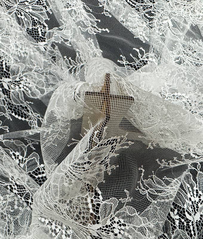 Grand Bloom Elegance Lace Fabric